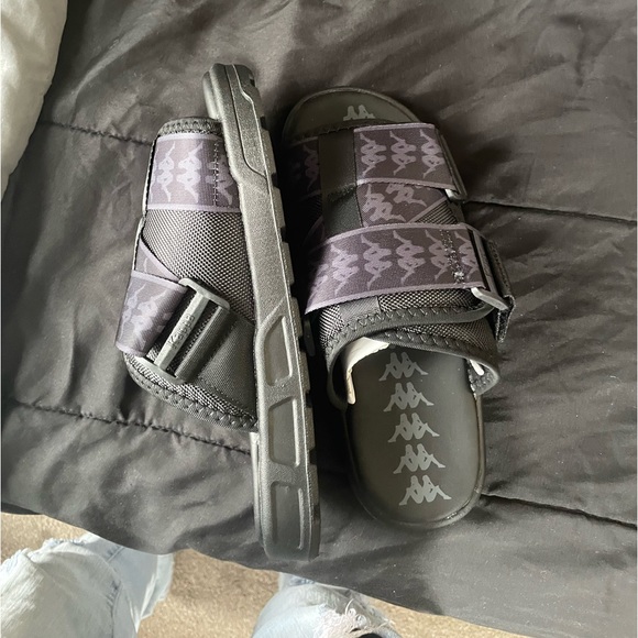 black kappa slides Sz7 - Picture 1 of 1